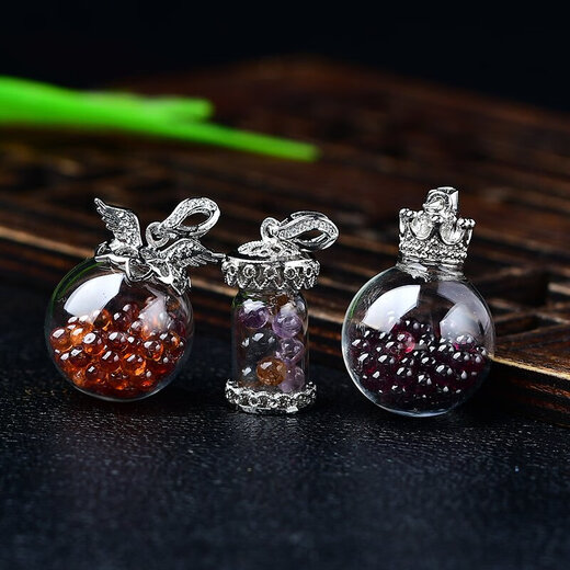 Peridot pendant for men, natural crystal gravel ornaments, blue turquoise aurora wishing bottle for men, peridot gravel style