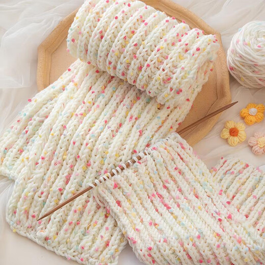 Changyin rainbow candy scarf finished product winter warm scarf hand-knitted bean mixed thread Korean scarf for male and female friends finished sweet bean scarf + gift bag