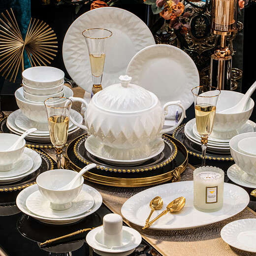 Tao Yi bowl plate tableware set Jingdezhen high-end ceramic set wedding wedding wedding gift bowl plate chopsticks