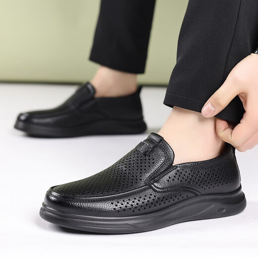 Pfgpierd Chaussures masculines Summer 2025 Nouvelles sandales en cuir Chaussures de papa âgées respirant des chaussures en cuir décontractées à la semelle et à la semelle hollowe et à la lace-up-up 42 42