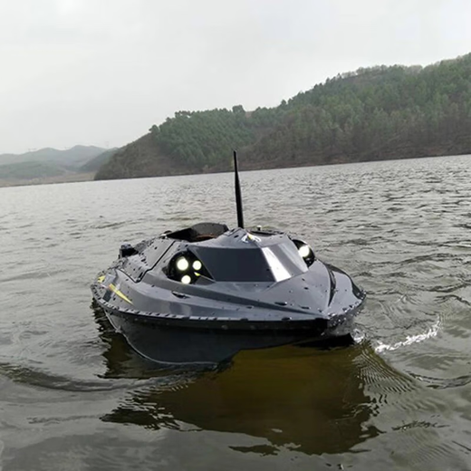 Zhongtian Lege Fishing and Beating Boat V80 Пульт дистанционного управления, выбивая лодку плохой, и лодка избиения может быть оснащена электронным компасом GPS Electronic Compass.