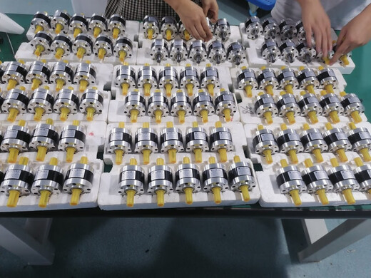 
Planetary speed increaser 36 dual-axis gear box Accelerator can use speed increase and deceleration Steel gear batch 15. 1391 input 6 speed reduction milling 1mm