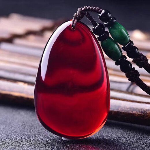 Jinshitong Baltic Sea natural blood amber beeswax Wushi brand water droplet blood amber pendant wine red necklace for men and women B type