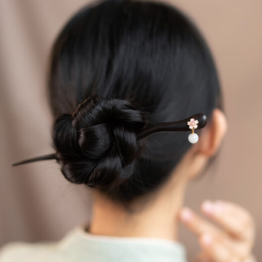 Kamalun (KAMALUN) Sandalwood Hairpin New Chinese Style Hairpin 2025 New Hetian Jade Step Shake Hairpin as a Birthday Gift for Girlfriend Peach Blossom Hairpin + Brand Gift Box Engraving Customization
