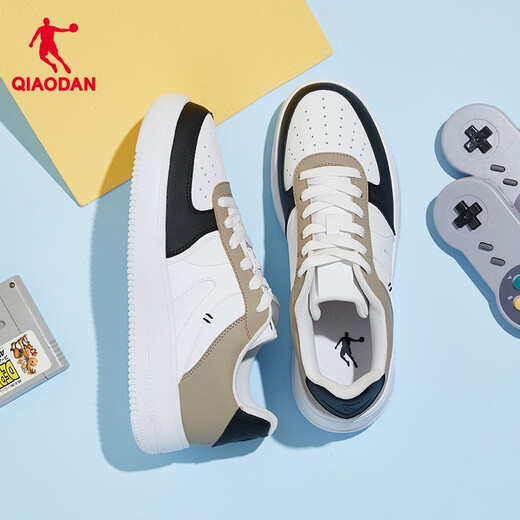 Jordan men's shoes versatile low-top leather-face autumn and winter board shoes thick sole height-enhancing casual white shoes sports shoes