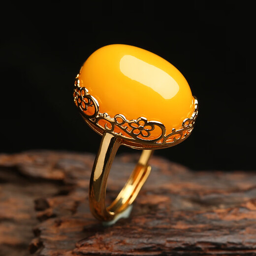 Core fragrant chicken fat yellow beeswax ring Laomi 925 silver fashion ring gold wine natural red blood amber amber oval ring B style blood amber silver ring default