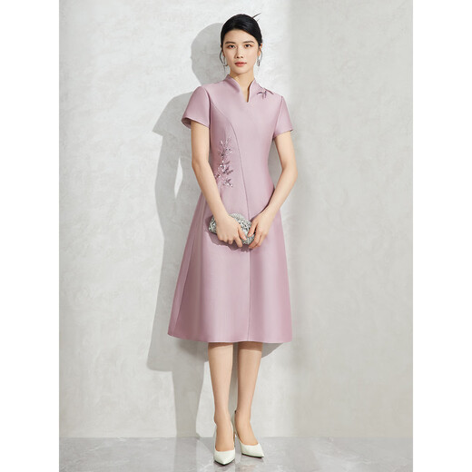 Armario azul rosa 2024 Outumn New Oriental Vestido de manga corta Vestido de cuello en V bordado pesado 5A3L866 Daifei Pink L