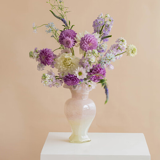 Fan Yejia's light luxury two-color glass vase, high-end decoration, living room flower arrangement ins Feng Shui flower raising art decoration decoration
