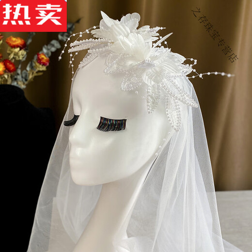 
Selected high-end bride wedding veil, beautiful retro lace wedding headdress travel photo host to get a certificate holder and hold a certificate style