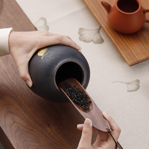 Chaxiaowei walnut tea spoon single tea shovel tea special spoon Japanese household high-end large wooden tea spoon walnut tea spoon (crescent)