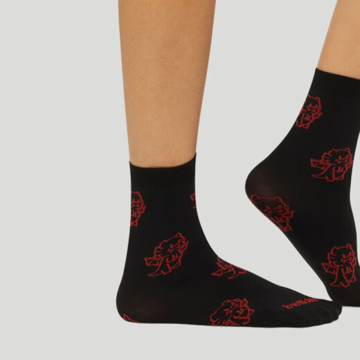 
Wolford Dragon50D Dragon Year limited pattern full print comfortable socks 48091 9734 Black/Red Unicode