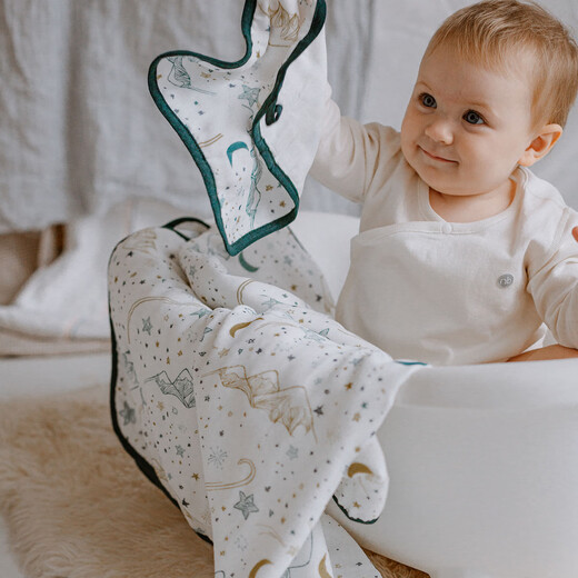 Nest designs Newborn gauze blanket, large square towel, baby products blanket, baby bath towel for all seasons, swaddling towel, Chuxue four-layer large square towel, size S (including small square towel)