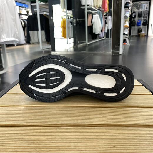 阿迪达斯（adidas）男子新款经典透气耐磨休闲运动跑步鞋 IF4840 IF4840 40.5