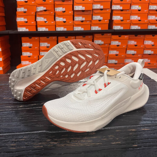 Nike (Nike) Chaussures masculines Été Nouvelles baskets Juniper Trail 2 Gore-Tex Tareshing Cross-Country Chaussures HM9734-101 White / GTX Tissu imperméable 43
