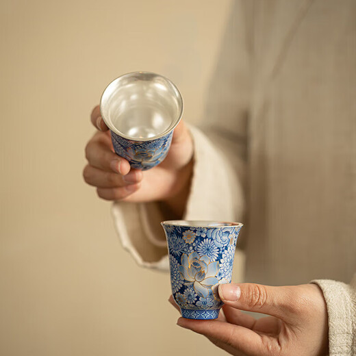 Inherited order of high-end blue and white gold and silver teapot and two cups of beauty teapot and cup household ceramic kung fu gilt silver tea set for leaders Porcelain body gilt silver * blue and white gold one pot and two cups gift box