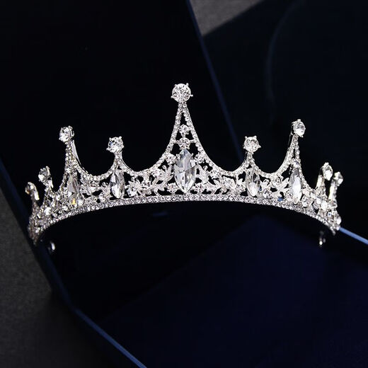 First birthday crown tiara, eighteen-year-old coming-of-age ceremony sparkling diamond headband, marriage proposal, photo props, high-end hair accessories, silver princess crown, black gilt gift box
