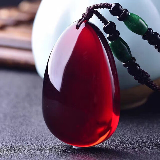 Jinshitong Baltic Sea natural blood amber beeswax Wushi brand water droplet blood amber pendant wine red necklace for men and women B type