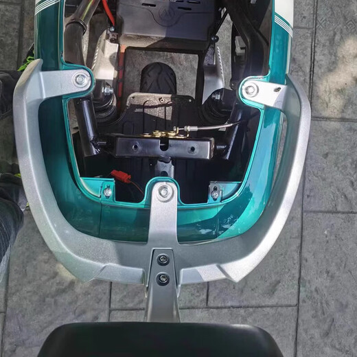 苍塑适用于爱玛辉腾A723尾架货架AM1200DT-31尾箱架铝合金后衣架外卖 铝合金尾架