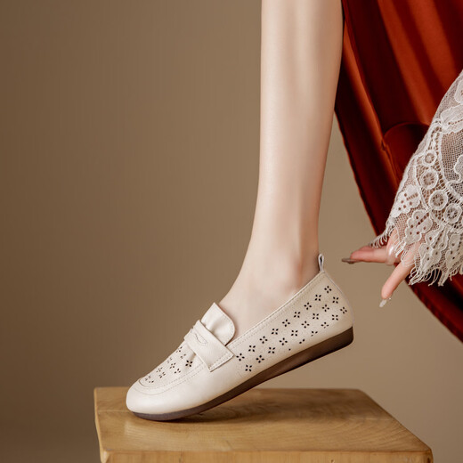 Kanglibi genuine leather soft sole mother shoes single shoes middle-aged and old comfortable and not tired leather shoes middle-aged and old young and non-slip women's shoes spring and autumn style 677 hole style beige soft sole soft surface very comfortable 39
