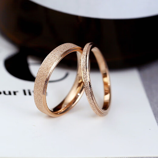18K gold butt frosted ring for women AU750 rose gold men and women couple tail ring color gold pair 2MM rose gold frosted ring No. 5 is equivalent to No. 10 and No. 11