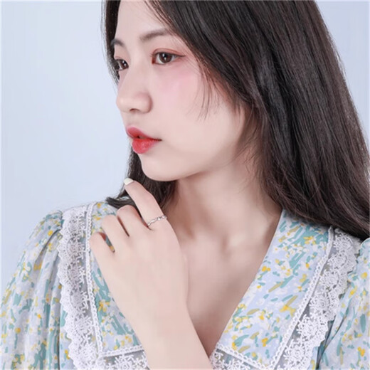 Jue Qing light luxury platinum ring women's love circle platinum living ring girlfriend anniversary gift 1.81g