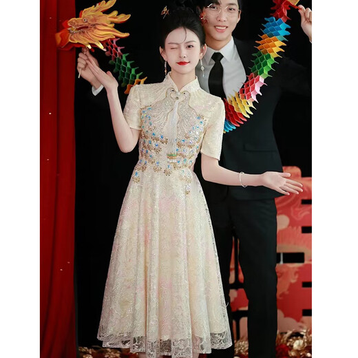 Maxbeths neuer chinesischer Stil 2025 New Cheongsam Toast Anzug Braut kleines Verlobungskleid für Frauenabendkleid kann normal getragen werden, Champagnerfarbe L (Empfohlen 106-115 Jin [Jin ist gleich 0,5 kg])