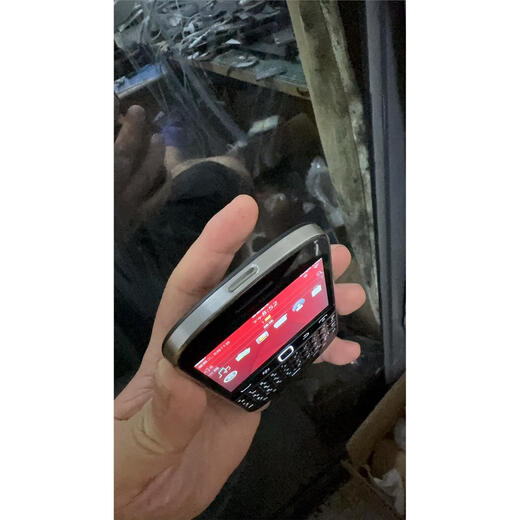 黑莓（BlackBerry）黑莓9930触屏全键盘学生拍照ccd手机老人机创意配件 黑色 套餐一