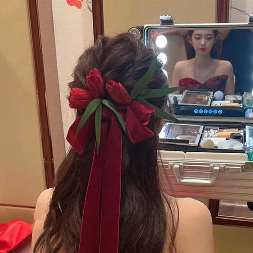 Haiyiduo Velvet Flower Bride Suit Bud Temperamento simple Vestido de novia Accesorios para el cabello Rojo Ropa Tosta Tatal Tatal de la nueces Velvet de terciopelo Flor roja [Diadema + cuatro 8 flores]