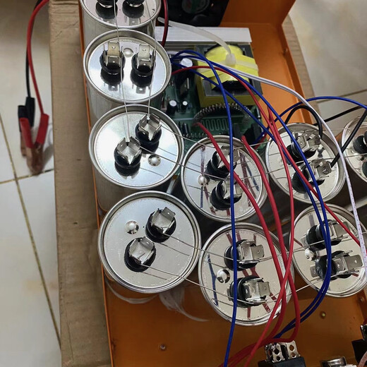 Guanxing high power inverter 12v dry and wet usable high power inverter manufacturer direct sales 4 capacity