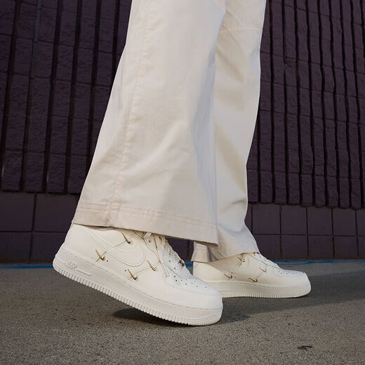 Nike NIKE sneakers women's Air Force 1 AIR FORCE 1 sneakers FV3654-111 sail white 38