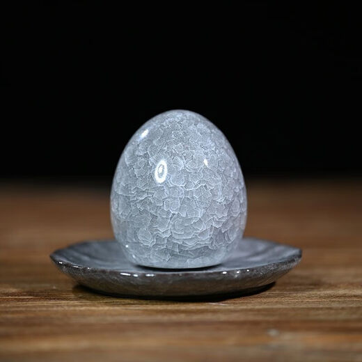 Qia Shuo black ice tea set, ice cracked glaze, hydrated ice dragon egg, Ru kiln can be opened into pieces, personalized tea pet ornaments, tea ceremony tea making artifact, black ice tea pet - dragon egg + base