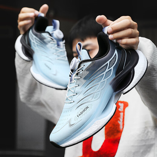 Nuevos zapatos deportivos de verano Autumn e invernal de otoño e invierno botón de giro Running Zapatos ultra ligeros Atacos y zapatos transpirables Hombres 9887 LIGHTA AZUL [superficie de cuero] 42