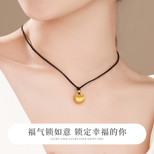 Lao Fengxiang Gold Pends Football Football Gold Xiaopang Fu Collar de lujo Luxury High-Anniversary Anniversary Birthday Gift para esposa y mamá GOLOTO Gold Xiaopang Fu * Local Warehouse/Entrega Cerca de