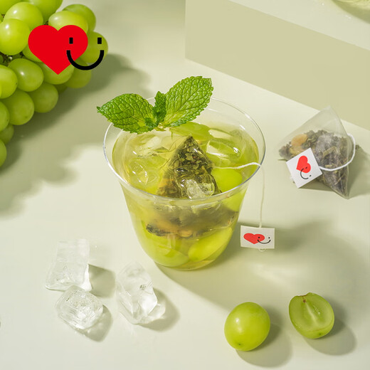 Ein Stück Papierblume handelt von Qingti Oolong Tee Obst Kamelien Früchte Kaltes Teeblatt Independent Dreieck Teebeutel kann kalt gebraut