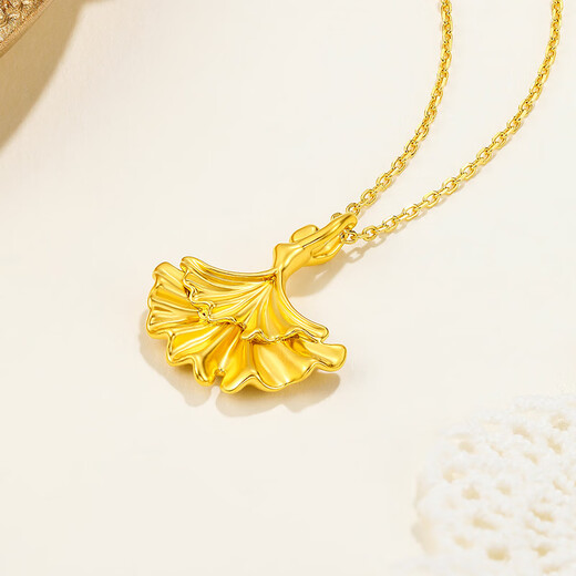 Liuguifu Jewelry Gold Pendant Xingfu Embrace 5D Hard Pure Gold Necklace Pendant FD0600555 priced at about 0.45g