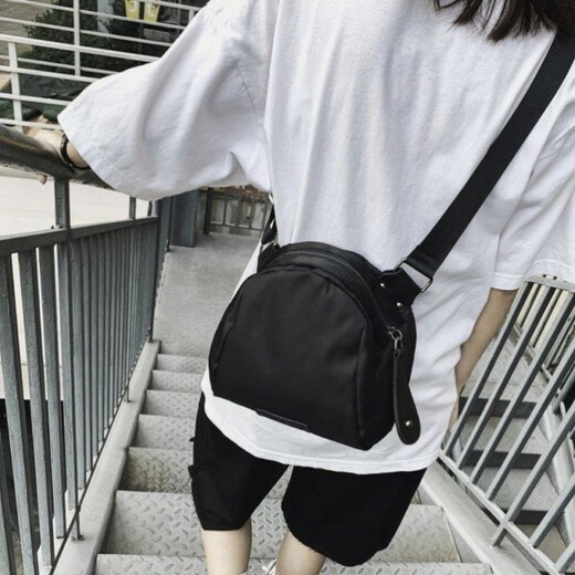 酷奇袋鼠牛津布贝壳包2025年新款男女通用时尚单肩包防水耐脏百搭斜挎包女 小号款