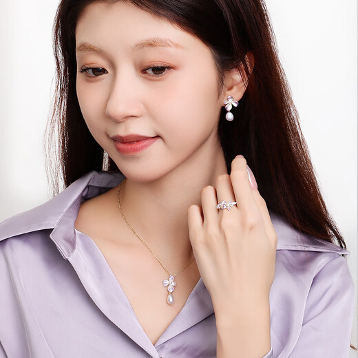 Chow Tai Sang Wisteria Flower Pearl Earrings Premium Maillard Style Earrings Mother's Day Gift for Mom