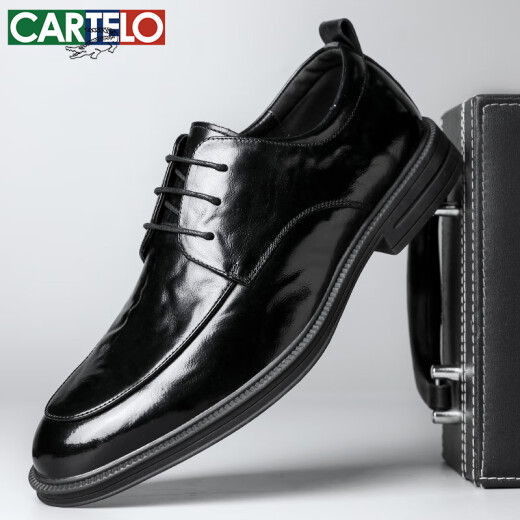 卡帝乐鳄鱼（CARTELO）英伦手抓纹头层牛皮男鞋商务休闲男士皮鞋擦色婚鞋皮鞋9735黑色40