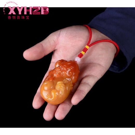 Fat Donglai quality imitation Shoushan stone hand double Pixiu jade men's toy hand toy piece raw stone carving Lucky Pixiu hand piece + lanyard