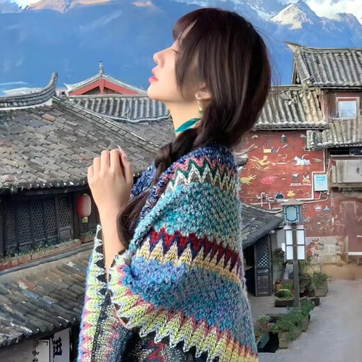 oein云南民族风披肩女外搭2024围巾女西北旅游草原穿搭披肩披风毯斗篷 孔雀蓝披肩