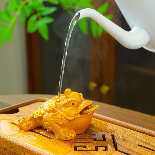 Golden toad tea pet ornaments can raise color-changing tea accessories, tea table, tea tray, tea ceremony, golden toad to attract wealth, tea table toad