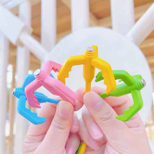 Xiyue Eggs Party Hook Claw Spring Grip Hook Props Primary School Student Internet Celebrity Toy Creative Flying Outdoor Parent-Child Game Blue [High Quality Version Not Easy to Break] 1 Pack [Original Version]