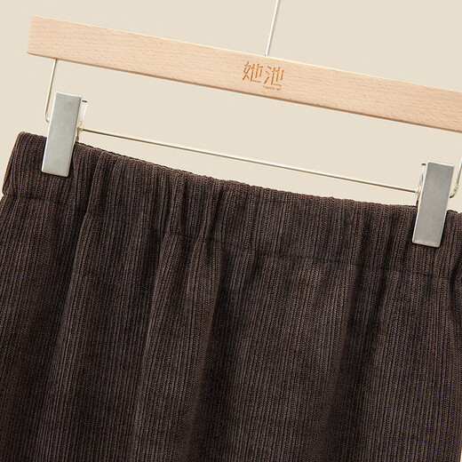 She pool plus velvet skirt 2025 winter new women's textured elastic waist slit mid-length skirt