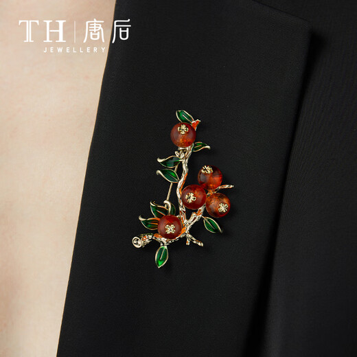 Shishi Ruyi brooch from the Tang Dynasty, women’s high-end enamel colored glass bead corsage brooch for mother’s birthday holiday gift Shishi Ruyi