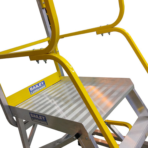 
Stable and endurance Hercules ladder aluminum alloy platform ladder mobile cargo elevator single-sided herringbone ladder climbing ladder FS13592 four-step ladder 2 meters