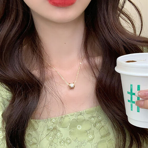 Titanium steel full diamond small waist necklace transfer pendant non-fading clavicle chain light luxury niche simple sweater chain accessories gold full diamond small waist