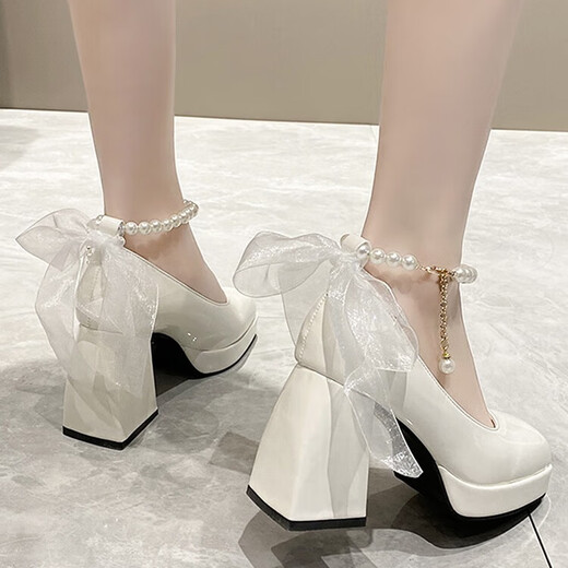 Lieenna dicke einzige kleine Lederschuhe für Frauen mit dicker dicker Absätze Mary Zhen Schuhe für runde Zehen High Heels lieben JK Hochzeit Erwachsene Geschenk Mary Zhen High Heels [Weiß] 36