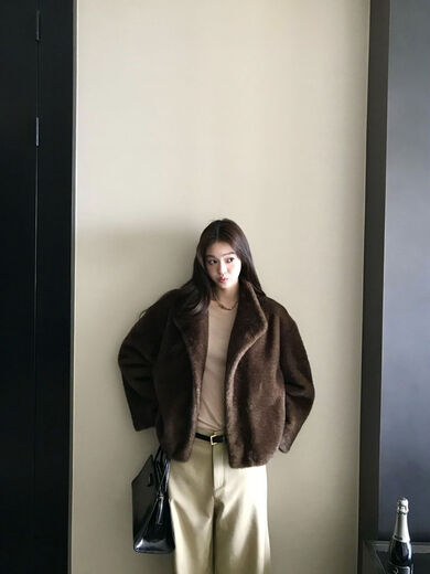 Coolnaro lazy imitation mink fur coat for women 2025 short mink coat autumn and winter young style fur integrated chestnut brown L