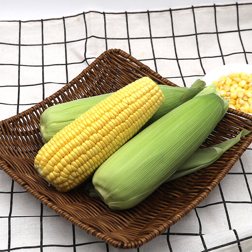 Good Farmer Baocai Shandong Fresh Fruit Corn Single Root 275g + Fresh, Sweet and Juicy 4-7 Roots Net Weight 4.6 Jin Jin equals 0.5 kg Straight from the source