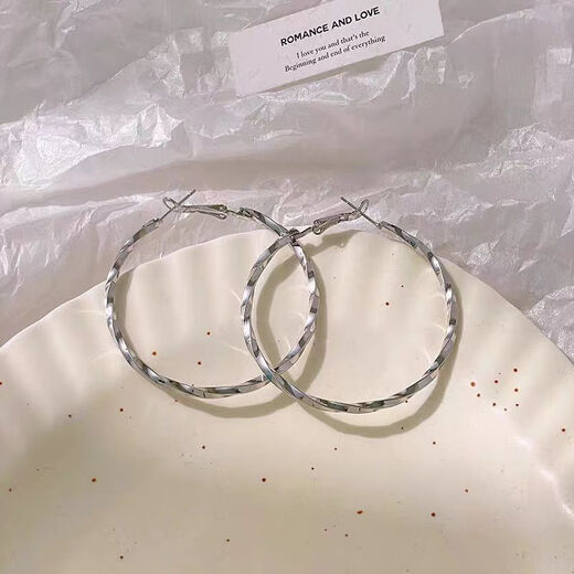 DL 1998 Fat Donglai same style platinum plain hoop earrings PT950 large circle female sense platinum earrings light luxury 520 gift for girlfriend's birthday Mobius large hoop earrings (3.5 cm)